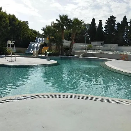 Camping Parc Des 7 Fonts Camping *