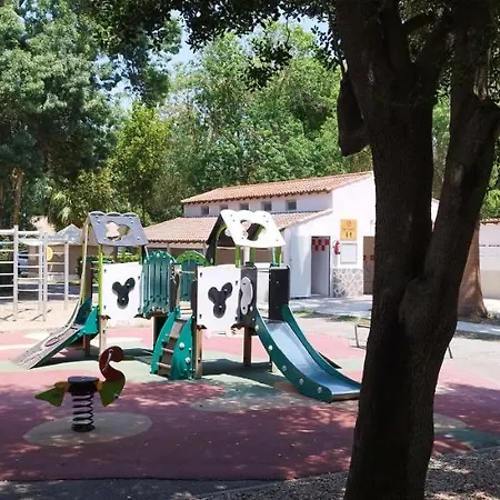 Camping Parc Des 7 Fonts Camping *